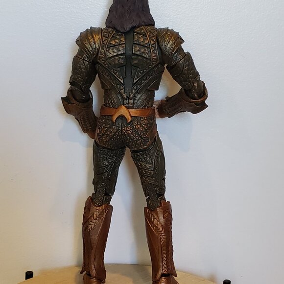 McFarlane Toys DC Justice League Movie Aquaman 7" Action Figure - Picture 5 of 6